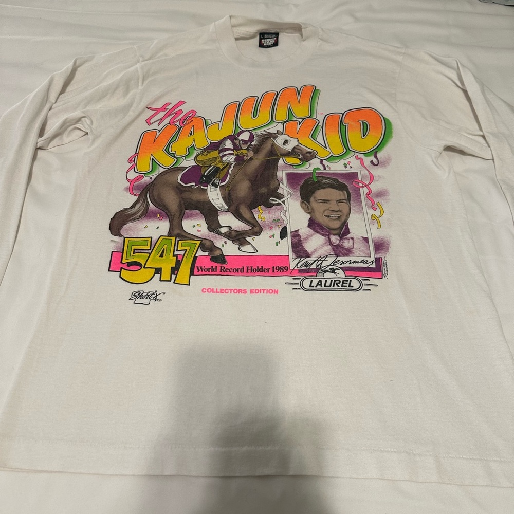 Authentic vintage 90s horse racing tee
